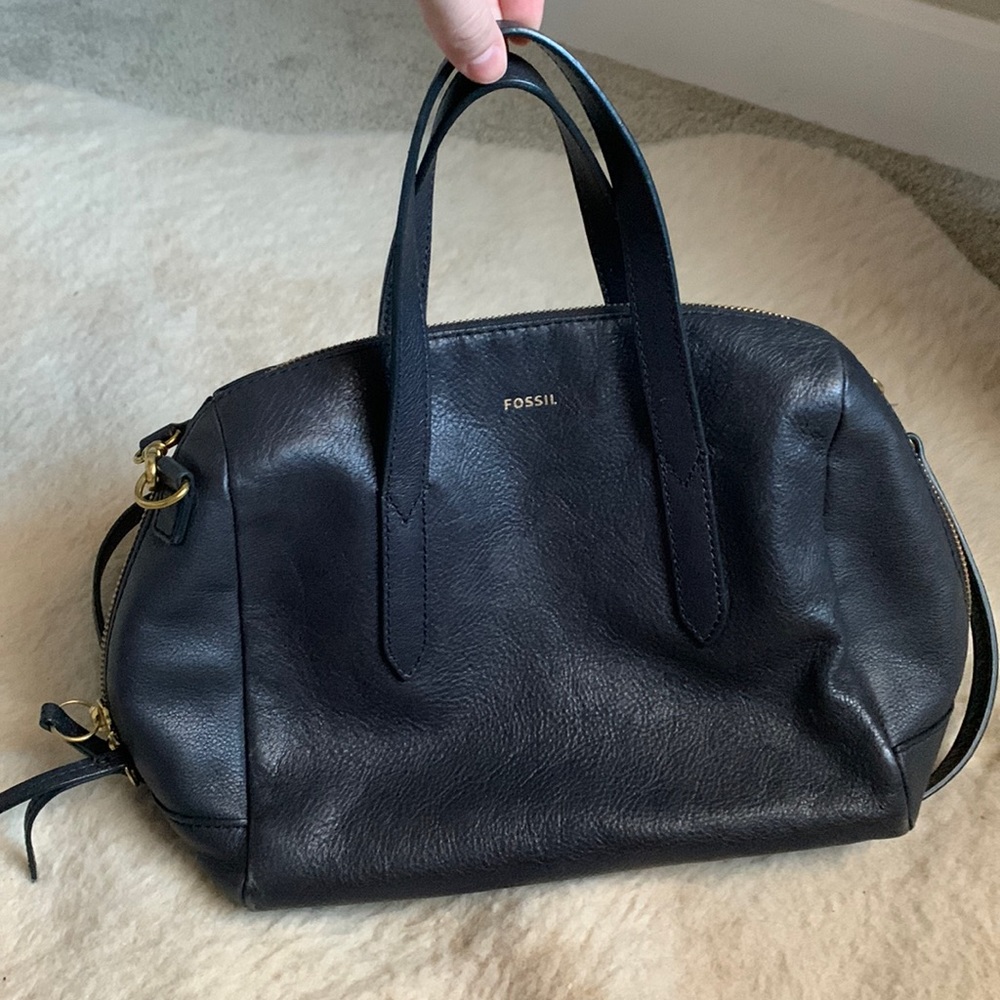 Fossil brand navy blue crossbody